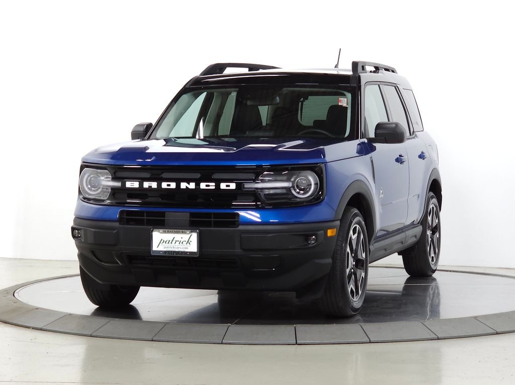 Used 2023 Blue Metallic Ford Outer Banks image 4