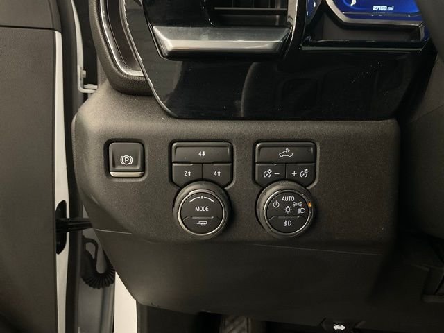 Used 2025 White Chevrolet LT image 14