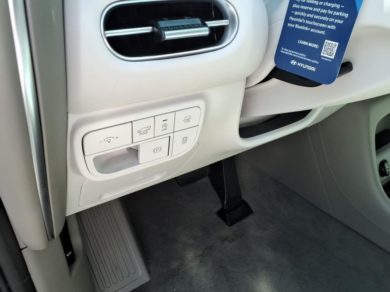New 2026 Classy Blue Pearl Hyundai SEL Premium AWD image 29