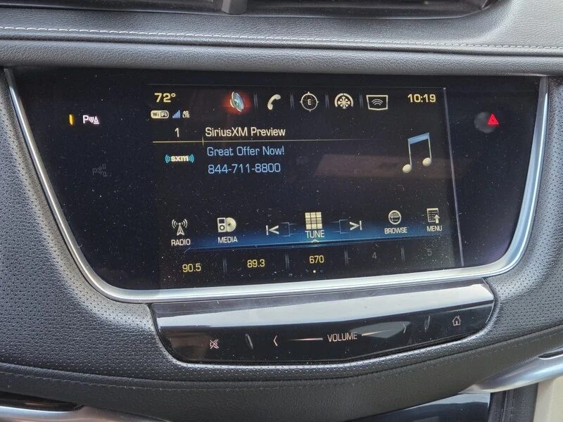 Used 2018 Stellar Black Metallic Cadillac FWD image 16