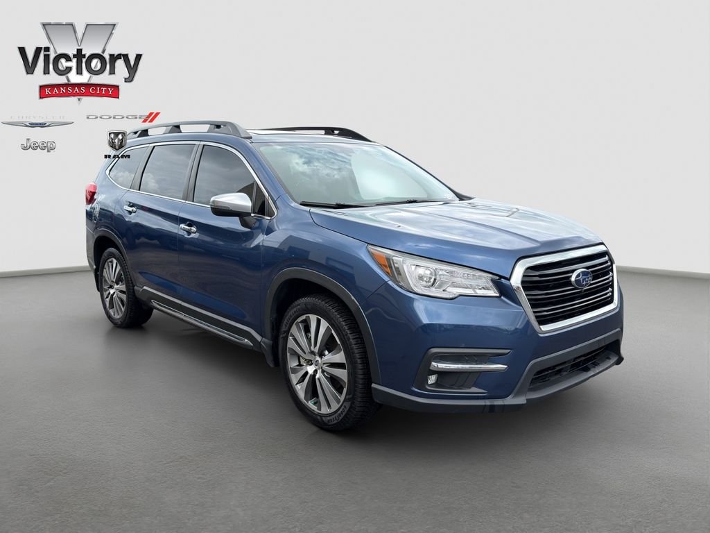 2019 Subaru Ascent Touring's photo
