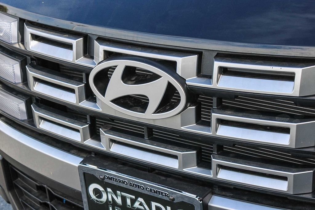 New 2026 Black Hyundai SEL image 6