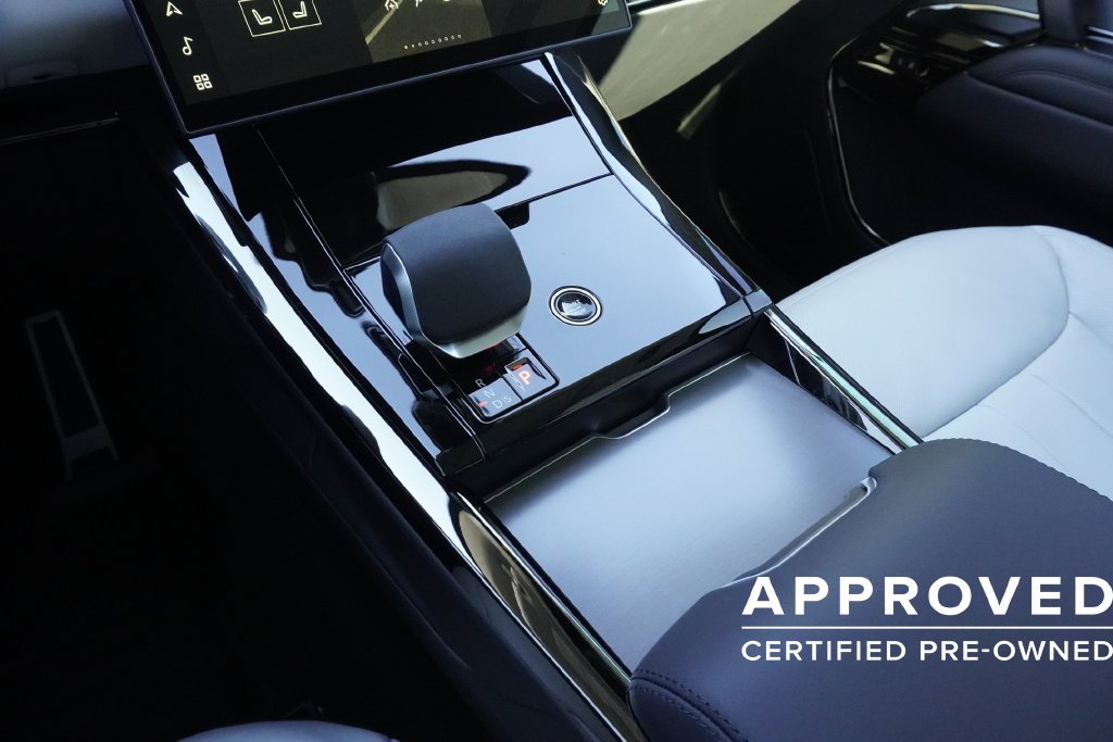 Certified Used 2025 Black Land Rover Dynamic SE image 14
