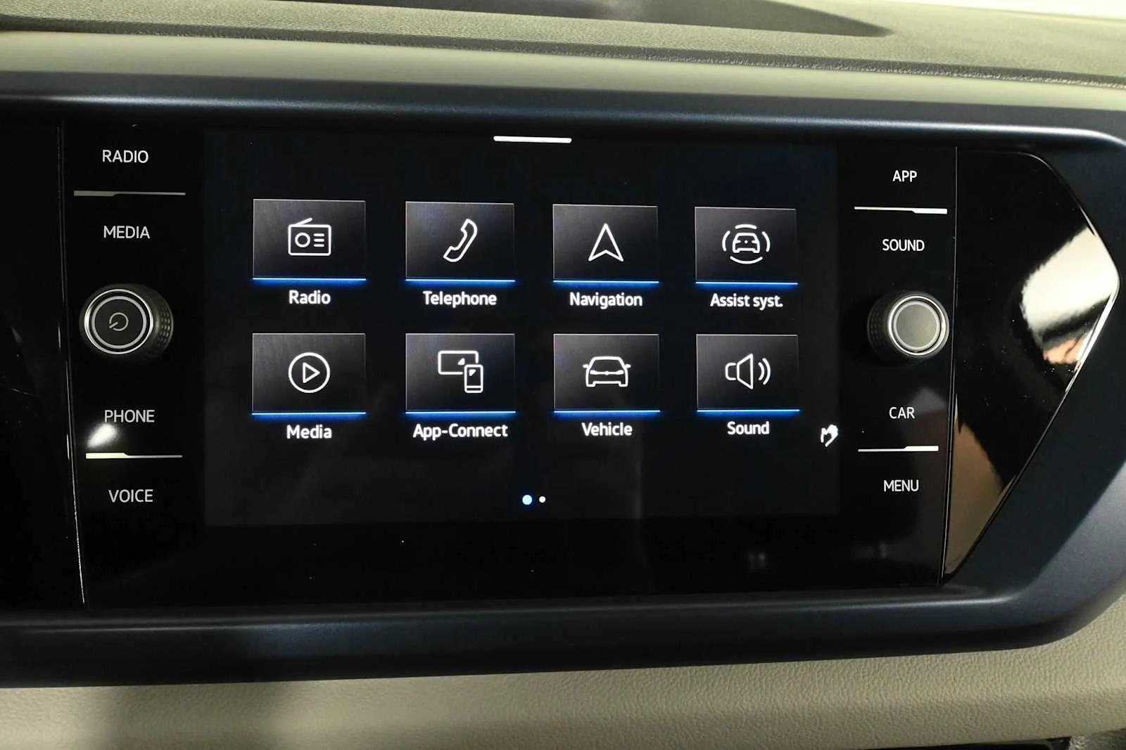 Certified Used 2023 Dusk Blue Metallic Volkswagen SE image 8