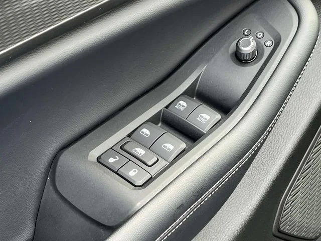 Used 2025 Gray Jeep Laredo X image 27