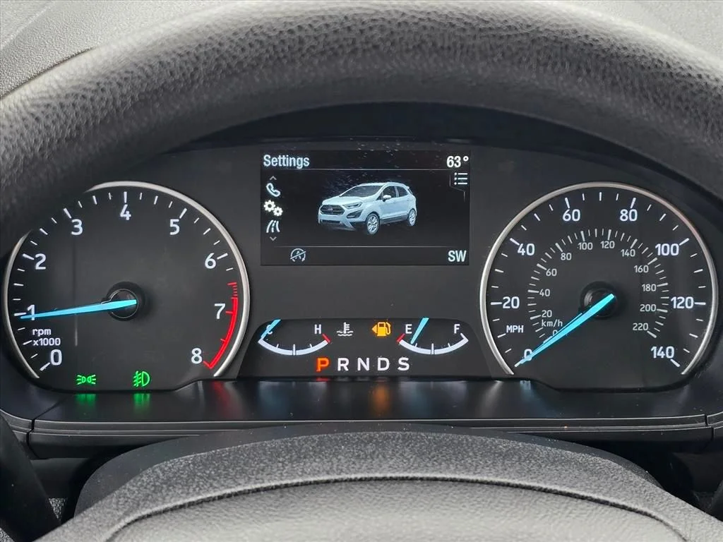 Used 2021 White Ford SE image 8