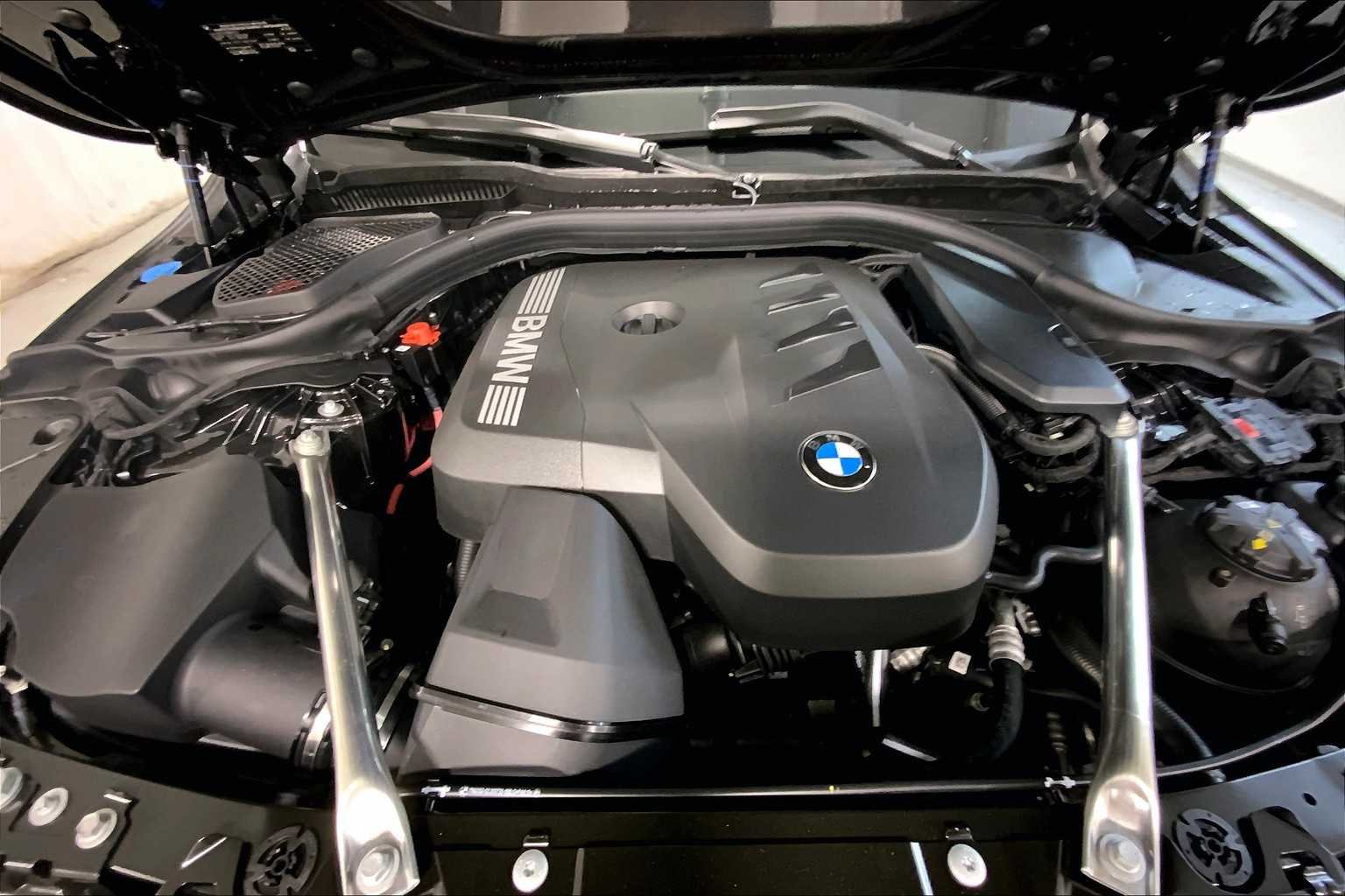 New 2026 Dark Graphite Metallic BMW 530i xDrive image 16