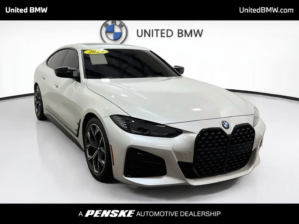 Certified Used 2024 Mineral White Metallic BMW M440i image 4