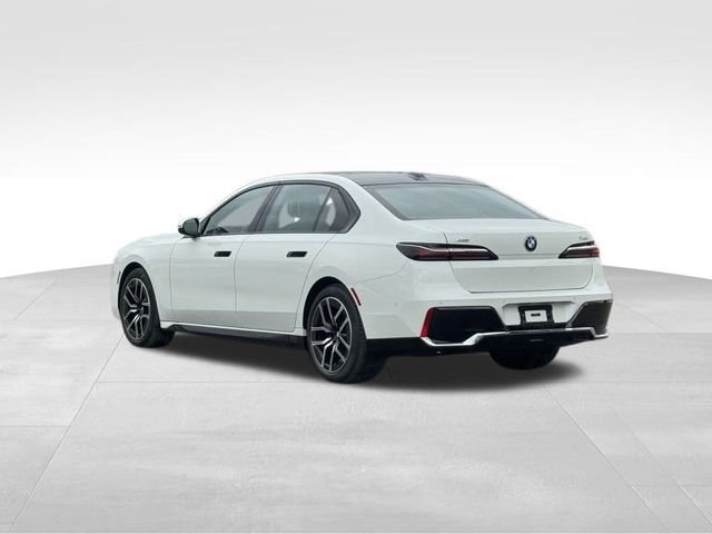 2025 BMW 7 Series 740i