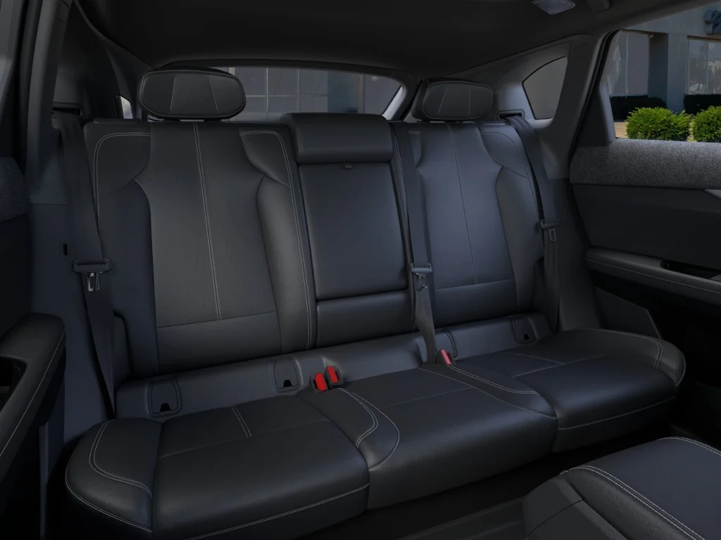 2026 Cadillac OPTIQ Luxury - Photo 17