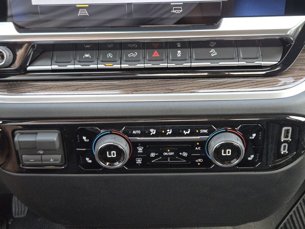 2026 Chevrolet Silverado 1500 RST - Photo 10