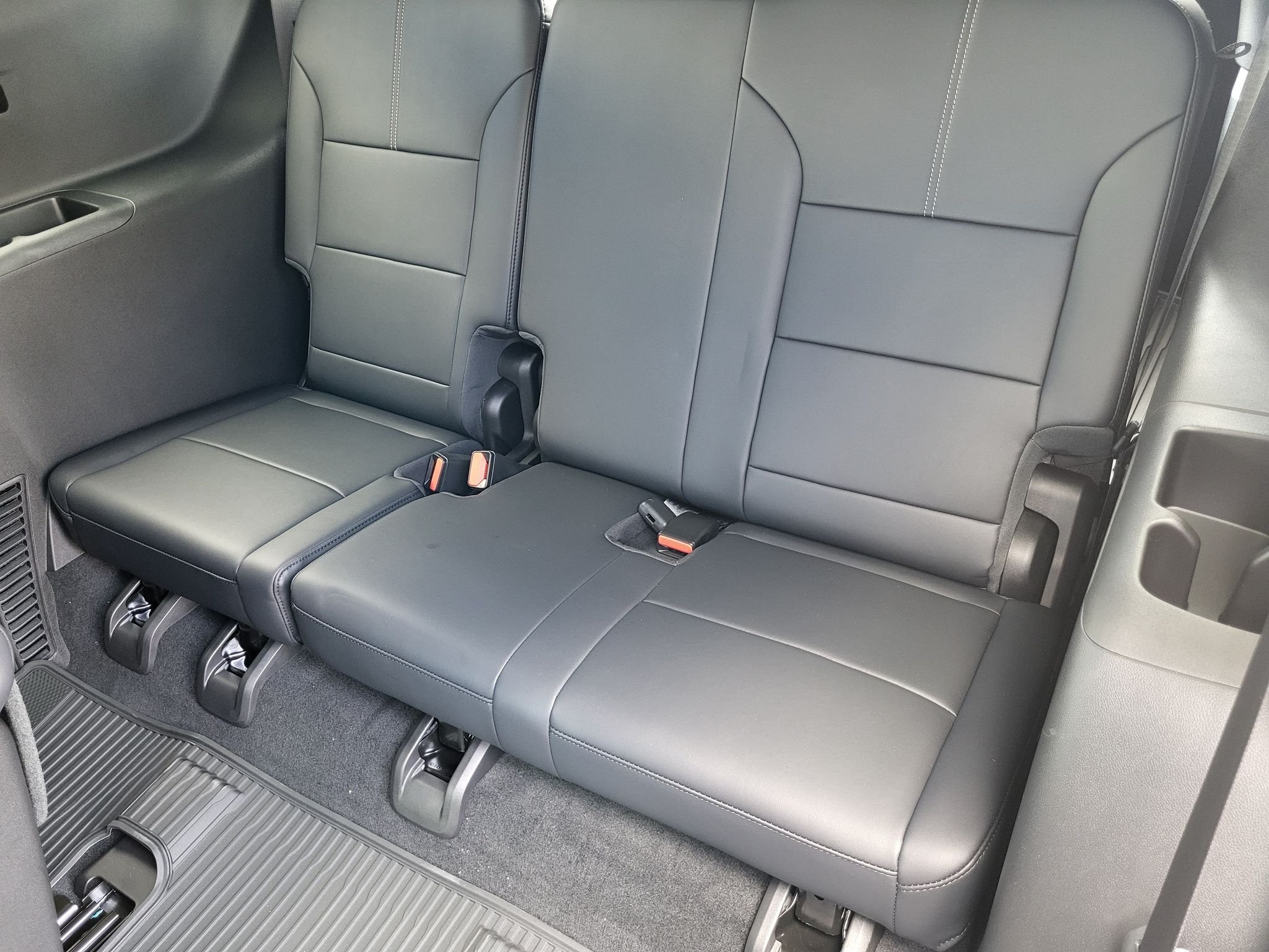 2026 GMC Acadia Elevation - Photo 12