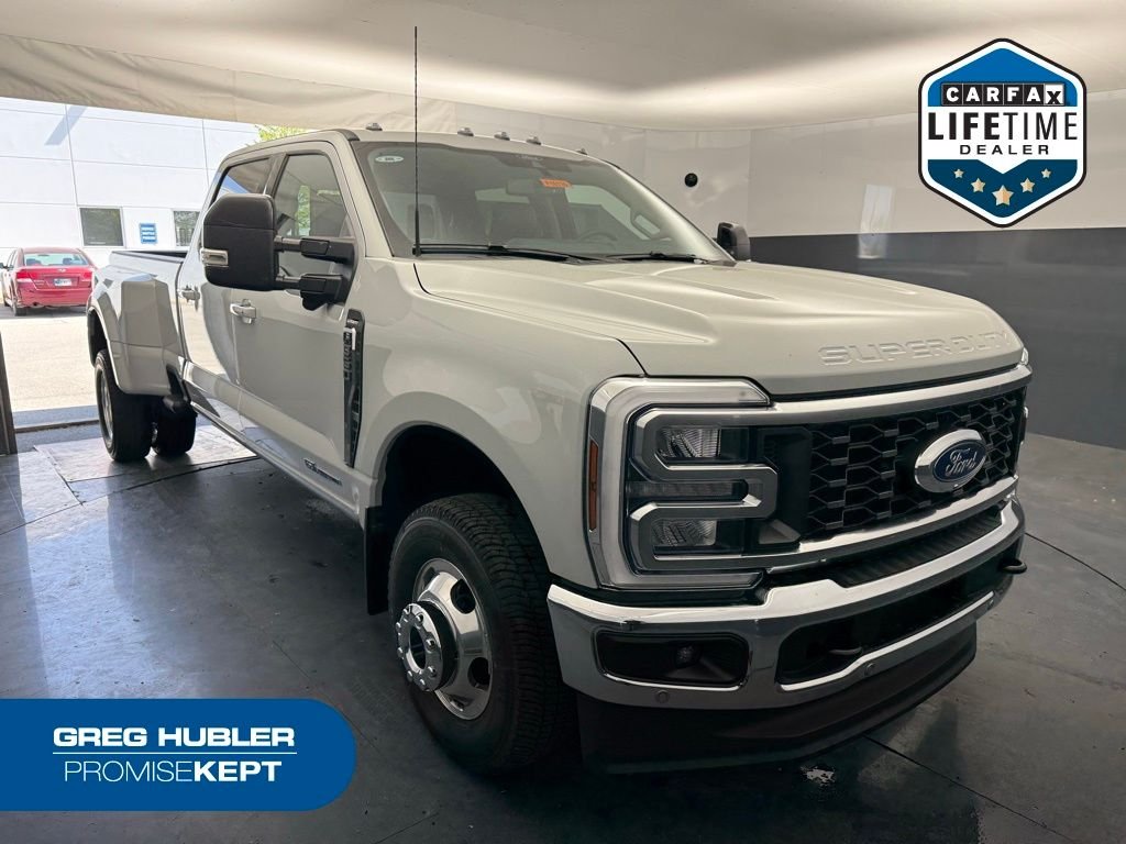 2026 Ford F-350 Lariat 4x4 Crew Cab 8' Box DRW's photo