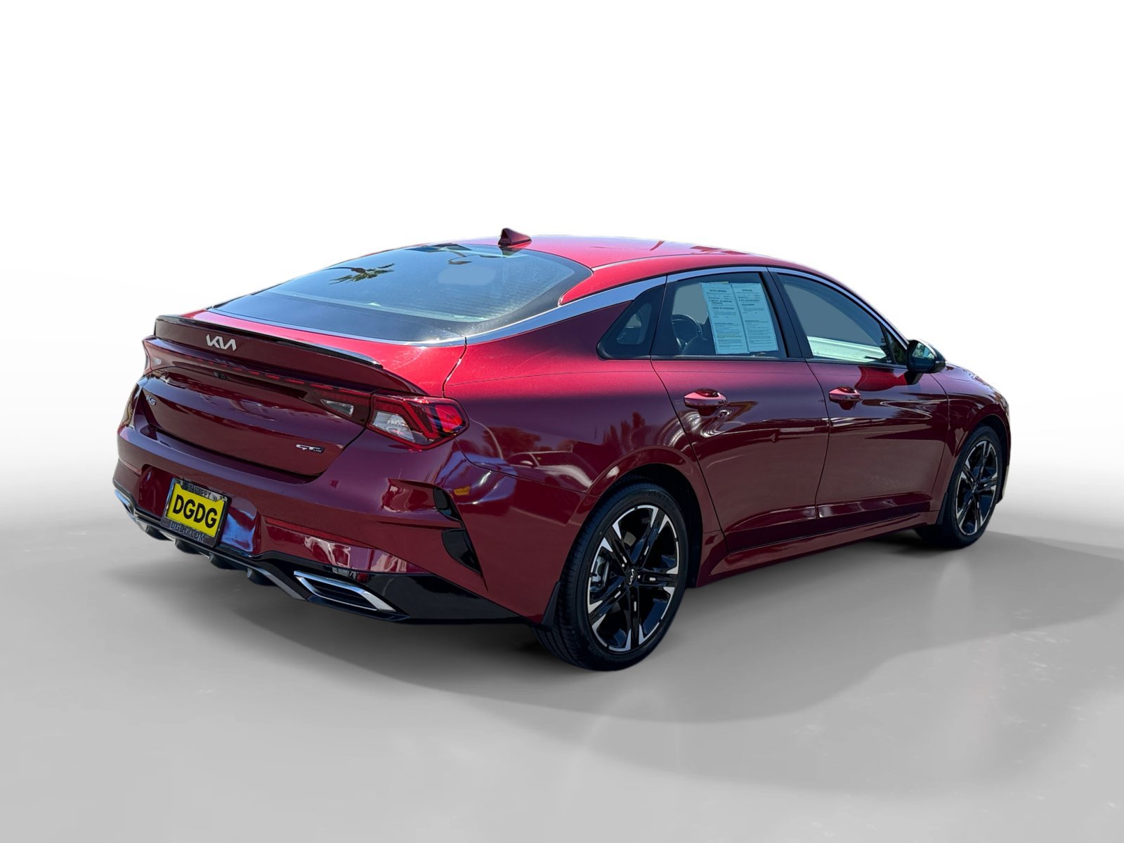Used 2022 Passion Red Kia GT-Line image 5
