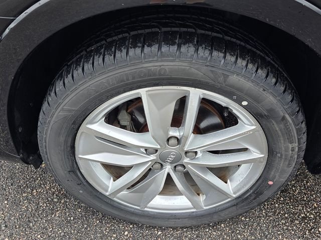 Used 2018  Audi 2.0T Premium image 16