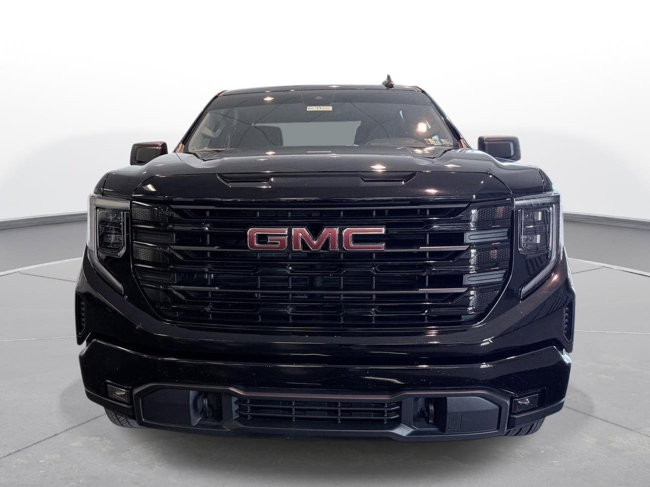 Used 2024 Onyx Black GMC Elevation image 15