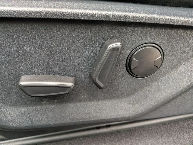 New 2025 Carbonized Gray Metallic Ford Lariat® image 10
