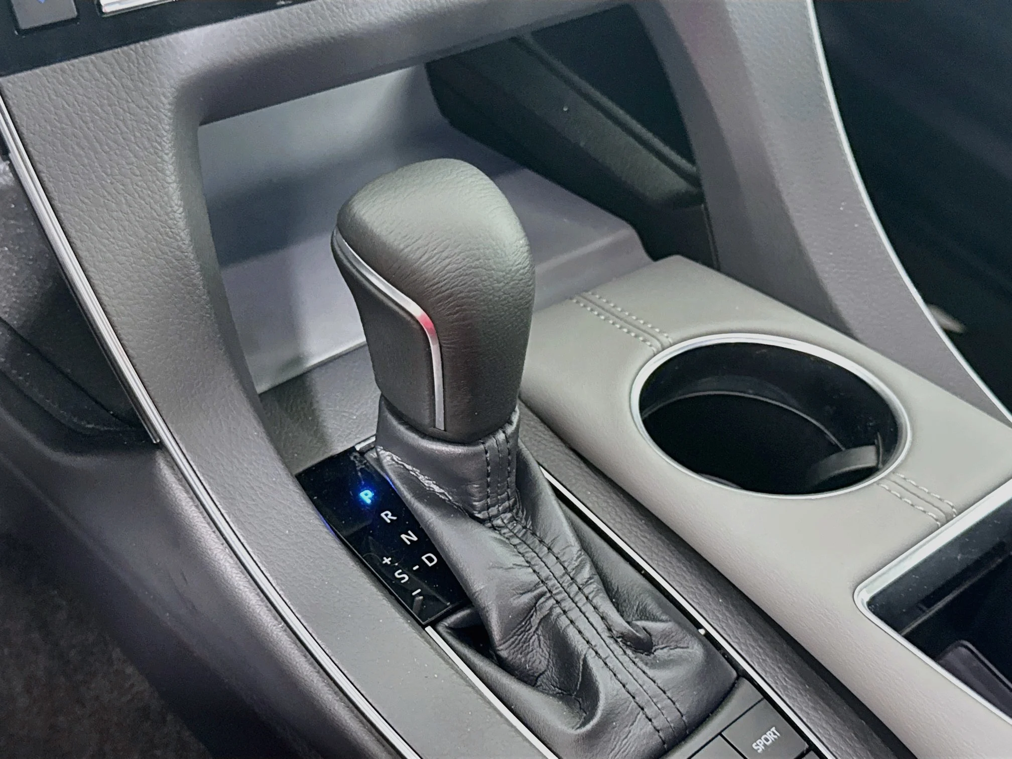 Used 2019 Harbor Gray Metallic Toyota Hybrid XLE image 15