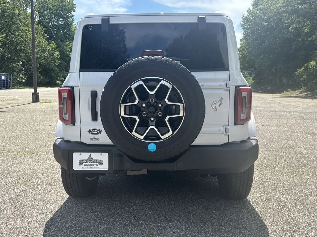 New 2026 White Ford Outer Banks image 6