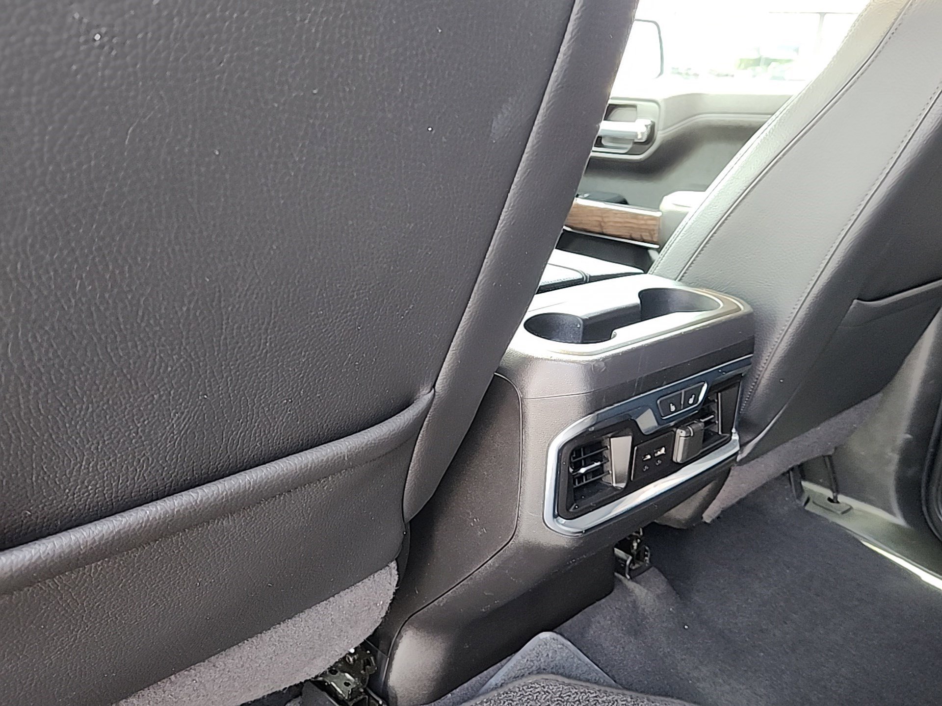 Used 2021 Hunter Metallic GMC Denali image 26