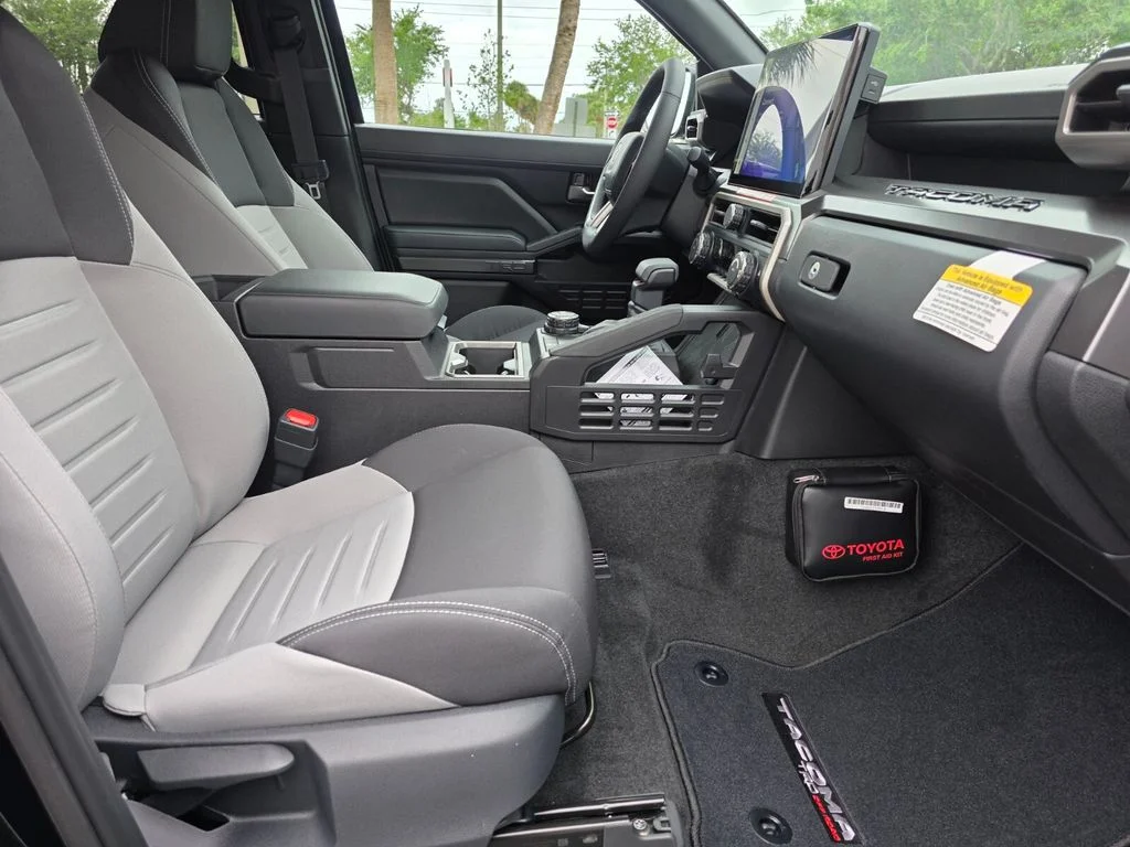 2026 Toyota Tacoma TRD Off Road - Photo 14