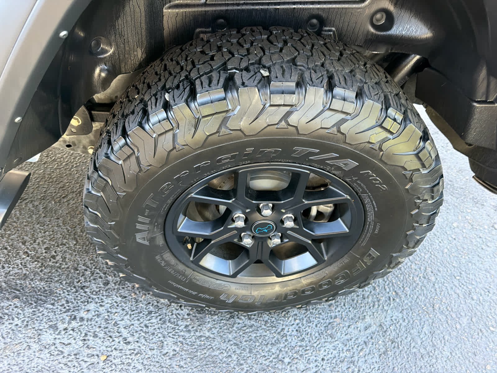 Used 2024 Silver Zynith Clearcoat Jeep Willys image 14