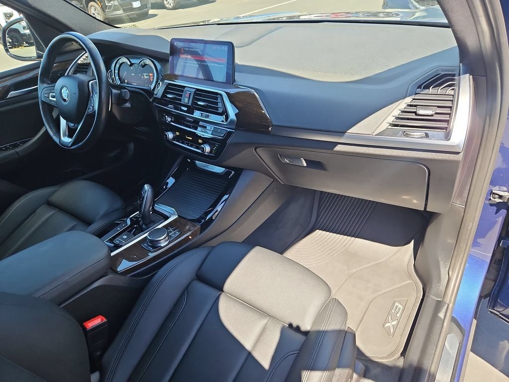 Used 2019 Phytonic Blue Metallic BMW xDrive30i image 29