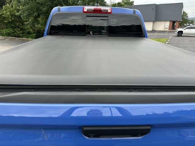 Used 2025 Blue Chevrolet ZR2 image 25