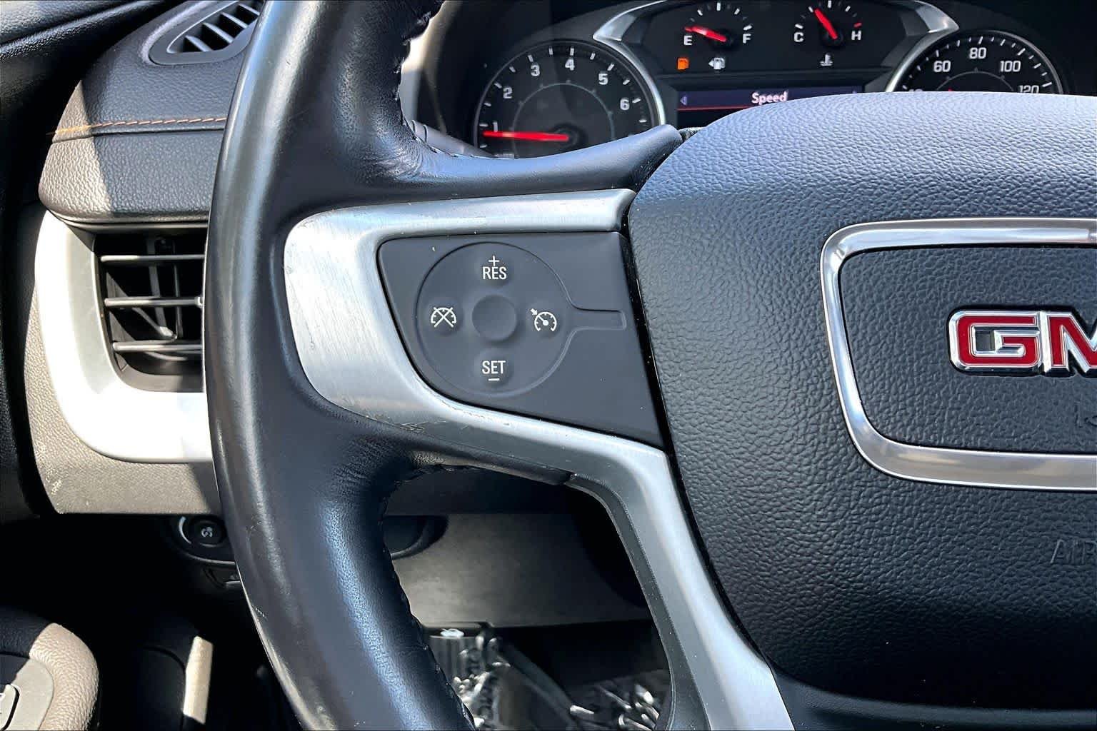 Used 2019 Ebony Twilight Metallic GMC SLE image 22