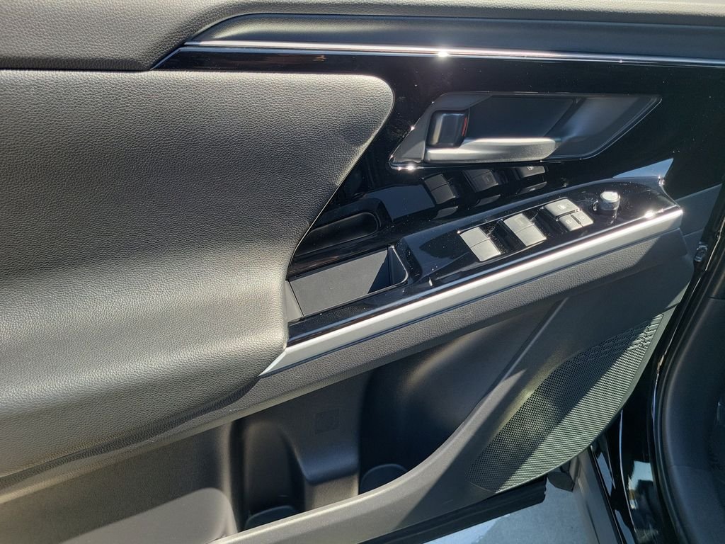 Used 2025 Black Toyota XLE image 20
