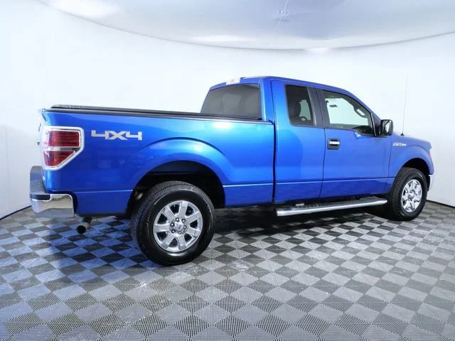 Used 2014 Blue Ford XLT image 8
