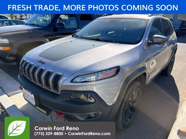 Used 2018 Jeep Cherokee Trailhawk with VIN 1C4PJMBX0JD532310 for sale in Reno, NV