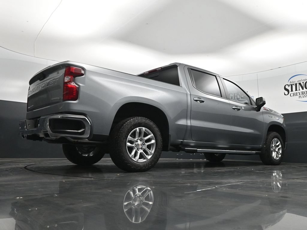 Used 2026 Sterling Gray Metallic Chevrolet LT image 32