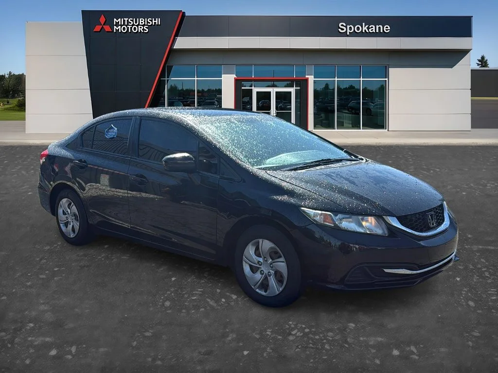 Used 2015 Crystal Black Pearl Honda LX image 1