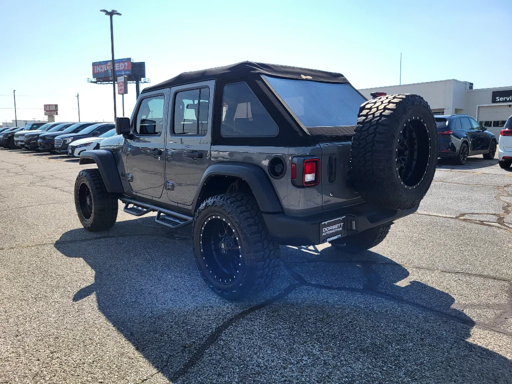 Used 2022 Sting-Gray Clearcoat Jeep Unlimited Sport image 8