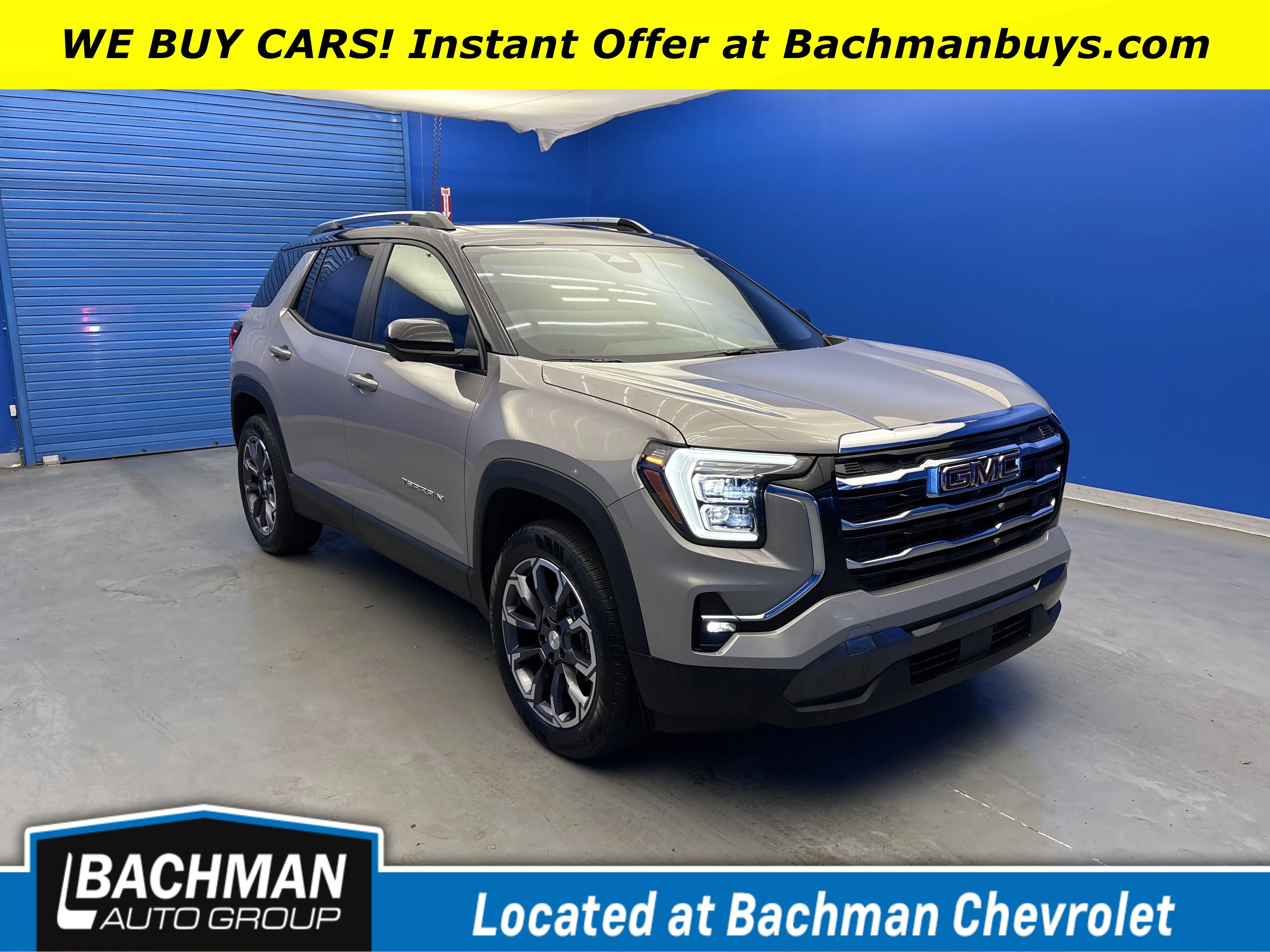 Used 2025 Riverstone Metallic GMC AWD Elevation image 1