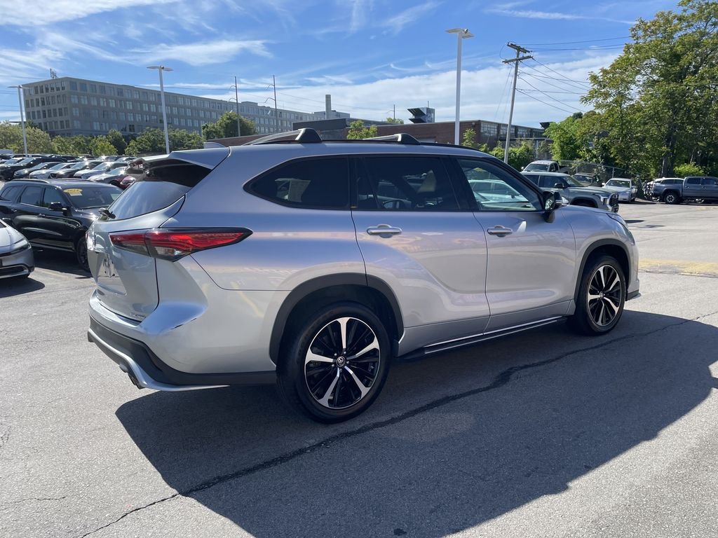 Used 2022 Silver Toyota XSE image 8