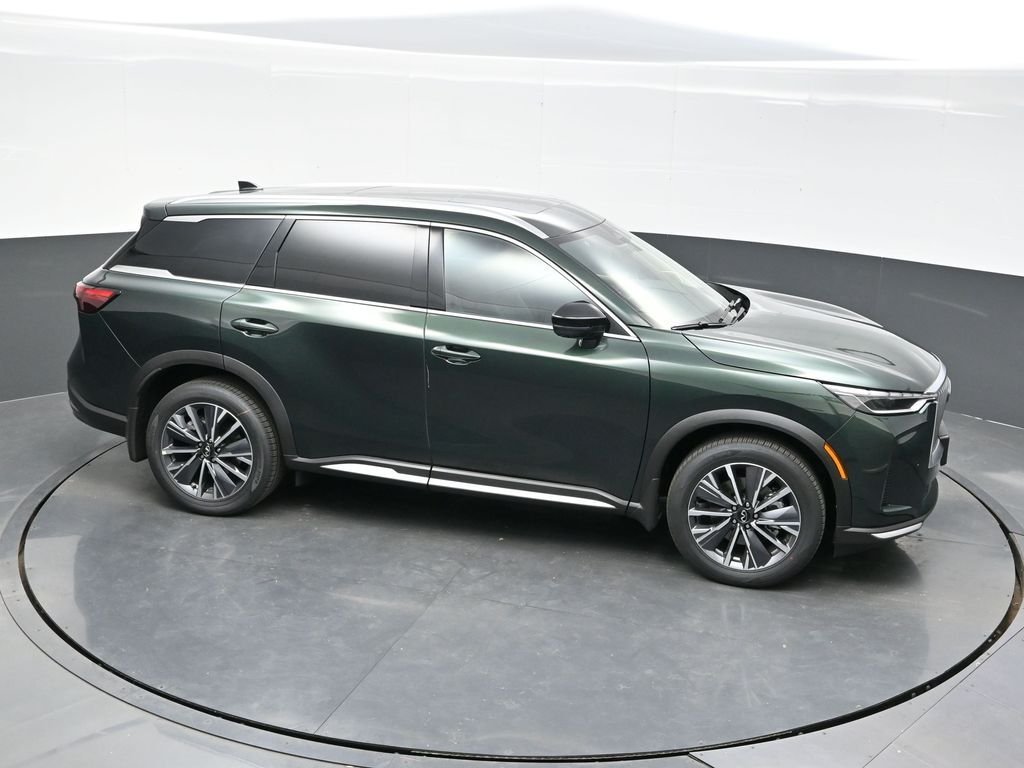 New 2026 Green INFINITI LUXE image 37