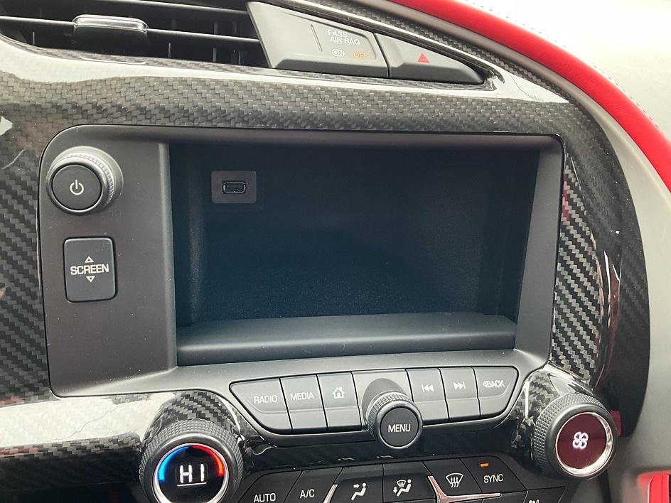 Used 2019 White Chevrolet ZR1 image 24