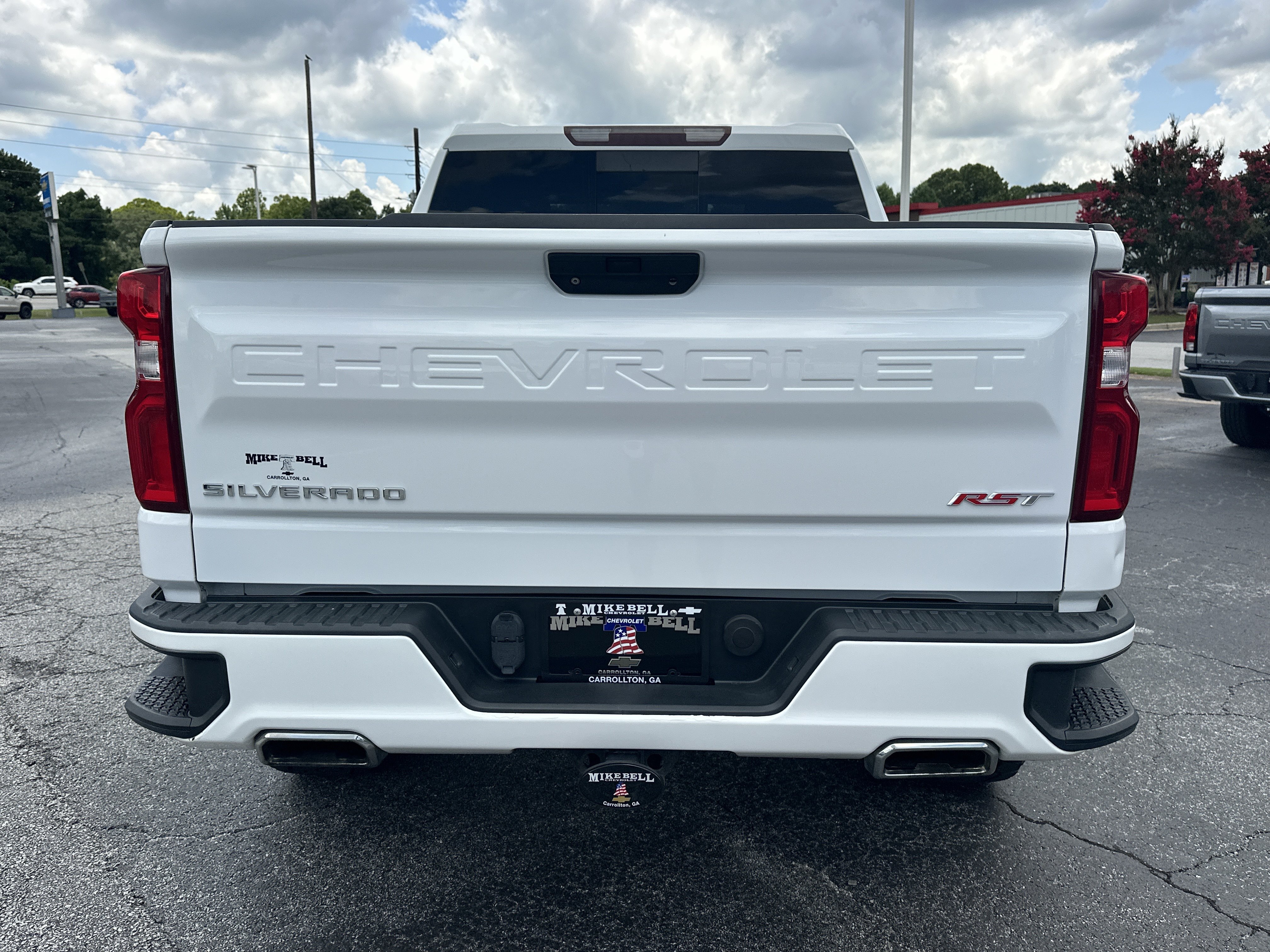 Used 2019 SUMMIT WHITE Chevrolet RST image 6