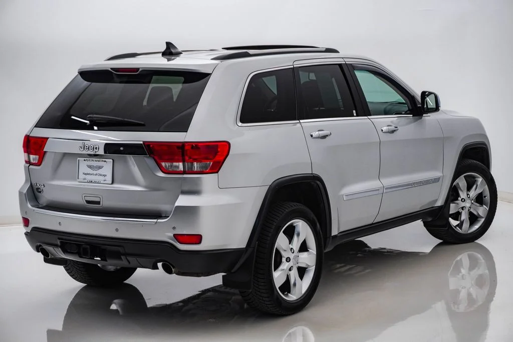 Used 2011 Bright Silver Metallic Jeep Overland image 11