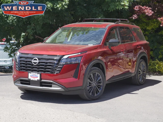 2026 Nissan Pathfinder SL
