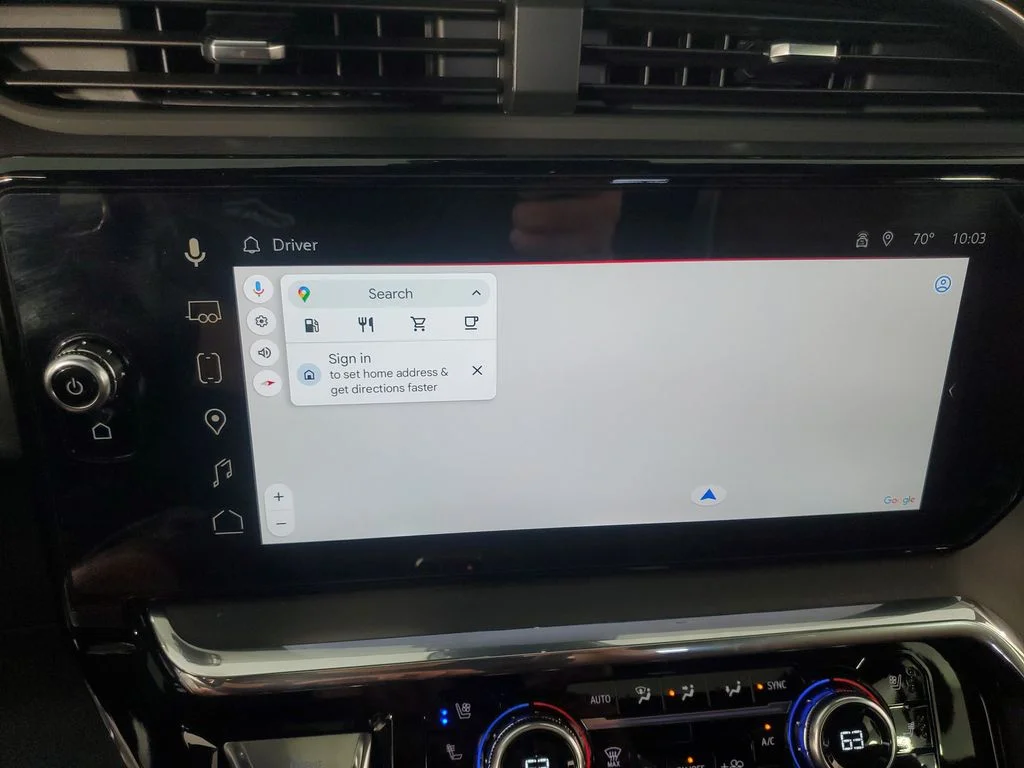Used 2025 White GMC Denali Ultimate image 21