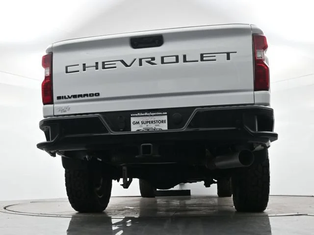 Used 2024 Summit White Chevrolet Custom image 27
