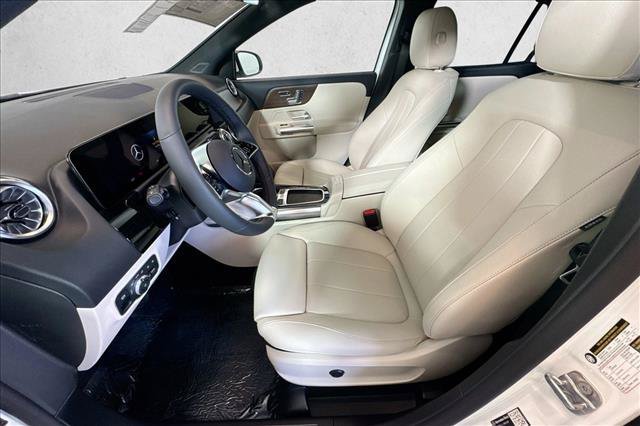 New 2026 Polar White Mercedes-Benz GLA 250 image 48