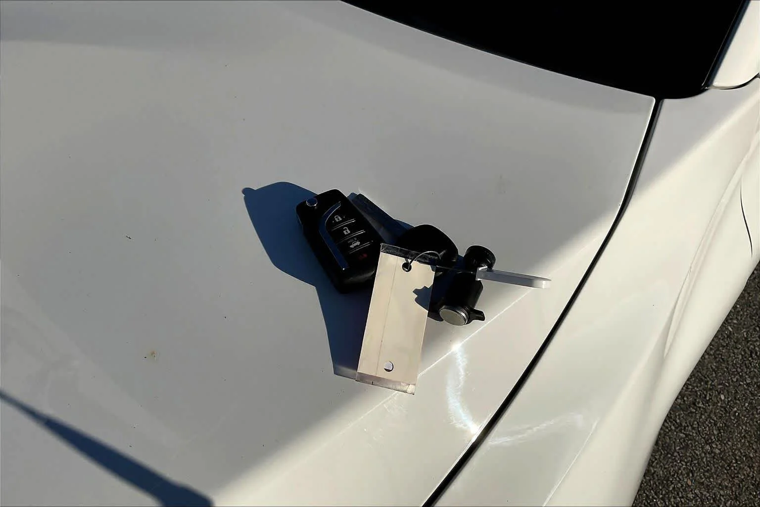 Used 2024 Ice Cap Toyota LE image 14