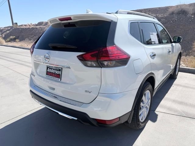 2017 Nissan Rogue SV - Photo 8
