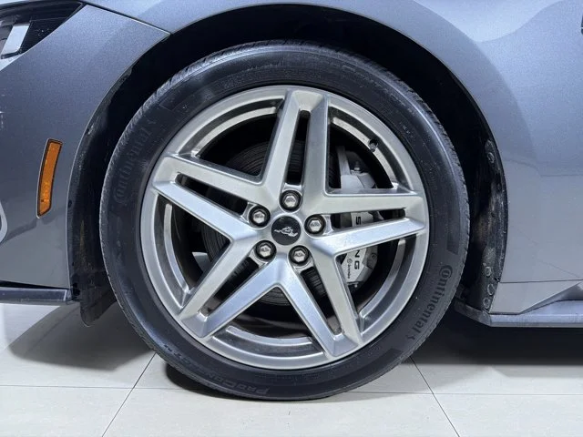 Used 2024 CARBONIZED GRAY Ford GT Premium image 10