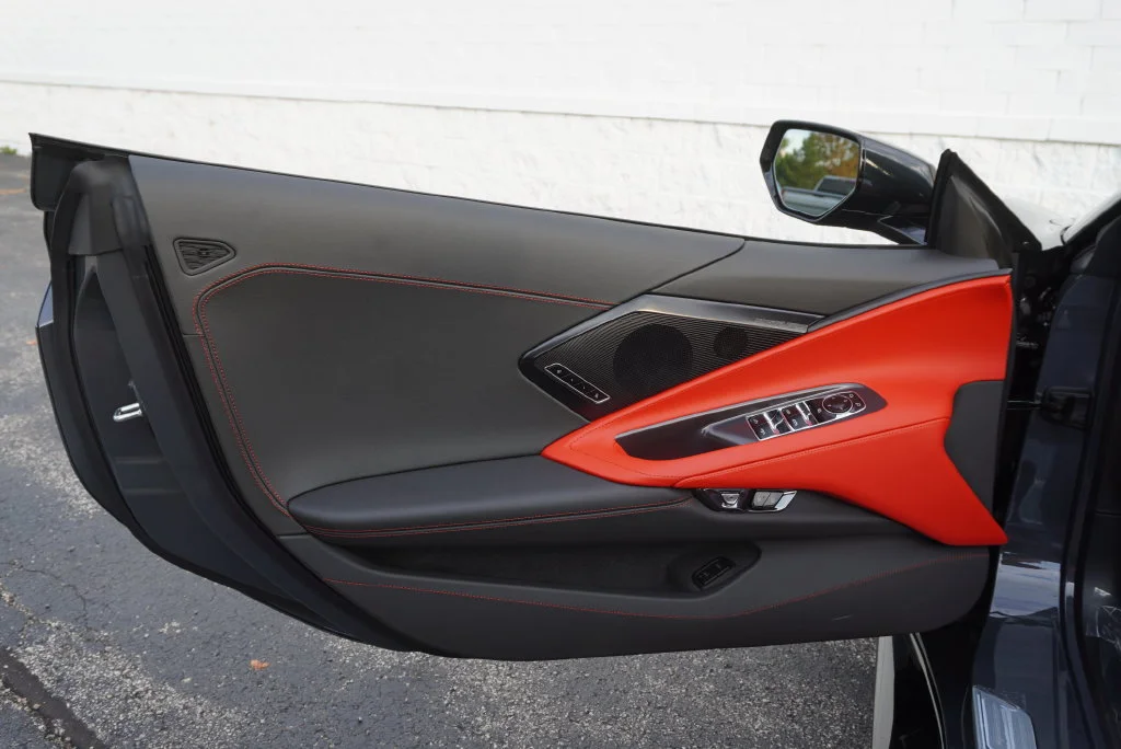 2027 Chevrolet Corvette 2LZ - Photo 34