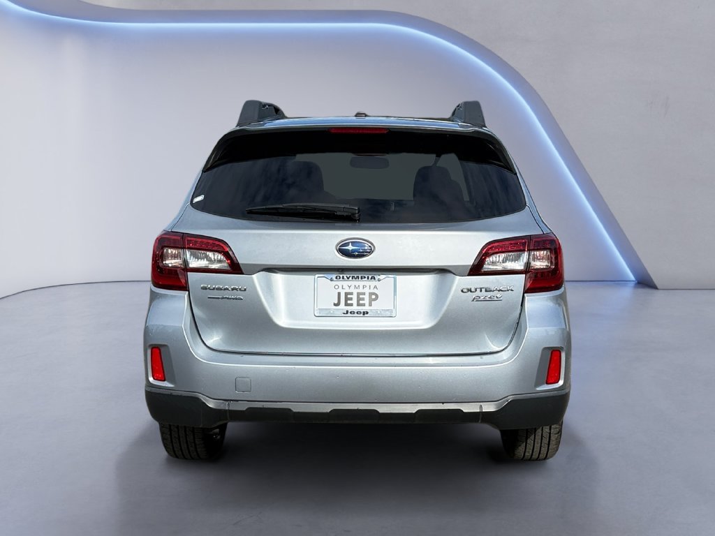 Used 2015 Silver Subaru 2.5i image 5